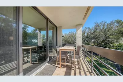 1085 Gulf Of Mexico Drive #205, Longboat Key, FL 34228 - Photo 15
