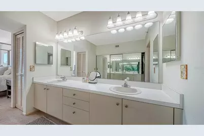 1085 Gulf Of Mexico Drive #205, Longboat Key, FL 34228 - Photo 31