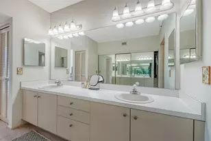 1085 Gulf of Mexico Dr, Longboat Key, FL 34228 - Photo 31