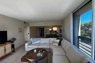 1085 Gulf of Mexico Dr, Longboat Key, FL 34228 - Photo 5