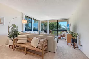 1085 Gulf of Mexico Dr, Longboat Key, FL 34228 - Photo 9