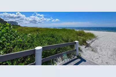 1085 Gulf Of Mexico Drive #205, Longboat Key, FL 34228 - Photo 59