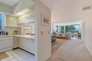 1085 Gulf of Mexico Dr, Longboat Key, FL 34228 - Photo 7