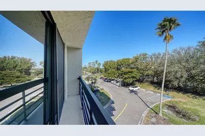 1085 Gulf Of Mexico Drive #205, Longboat Key, FL 34228 - Photo 17