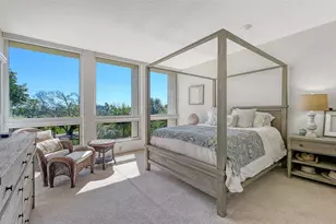 1085 Gulf of Mexico Dr, Longboat Key, FL 34228 - Photo 25