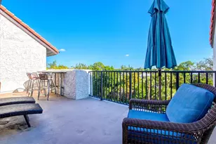 1624 Stickney Point Rd, Sarasota, FL 34231 - Photo 23