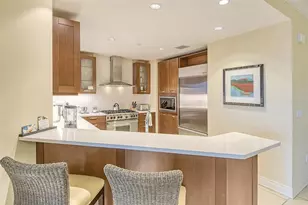 915 Seaside Dr, Sarasota, FL 34242 - Photo 9