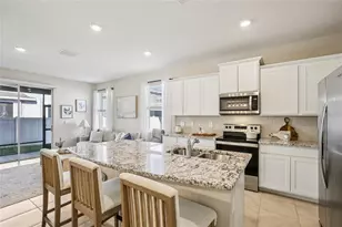 2813 Midnight Pearl Dr, Sarasota, FL 34240 - Photo 11