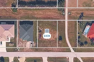 113 White Marsh Ln, Rotonda West, FL 33947 - Photo 1