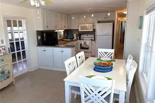 1862 Palm Springs St, Sarasota, FL 34234 - Photo 15