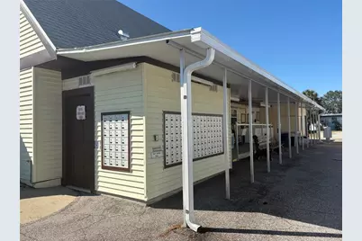 3275 26th Avenue E #109, Bradenton, FL 34208 - Photo 3