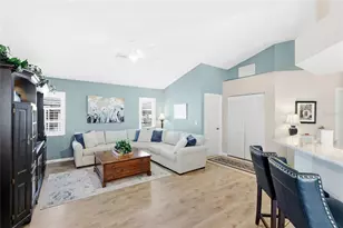 373 Roseling Cir, Venice, FL 34293 - Photo 15