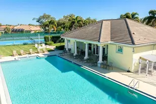 373 Roseling Cir, Venice, FL 34293 - Photo 45