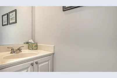 7944 Bergamo Avenue, Sarasota, FL 34238 - Photo 29