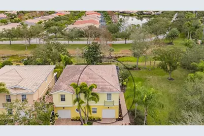7944 Bergamo Avenue, Sarasota, FL 34238 - Photo 23