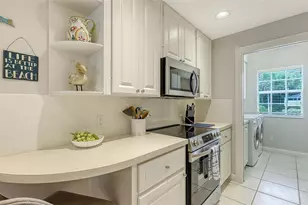 7944 Bergamo Ave, Sarasota, FL 34238 - Photo 9