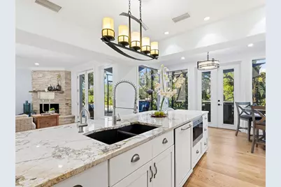 6934 Belgrave Drive, Siesta Key, FL 34242 - Photo 11