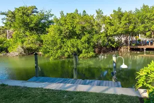 6934 Belgrave Dr, Siesta Key, FL 34242 - Photo 39