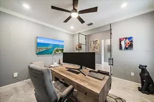 825 Seascape Pl, Sarasota, FL 34240 - Photo 9