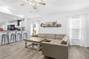 5806 Oak Mill Terrace, Palmetto, FL 34221 - Photo 3