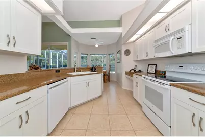 4726 Old Farm Road, Sarasota, FL 34233 - Photo 13