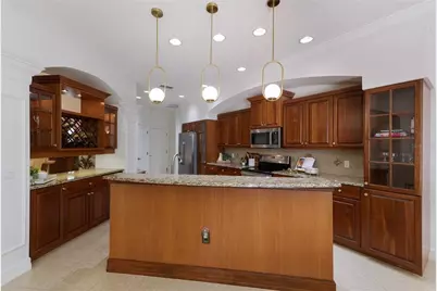 7012 Twin Hills Terrace, Lakewood Ranch, FL 34202 - Photo 13