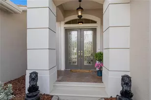 7012 Twin Hills Terrace, Lakewood Ranch, FL 34202 - Photo 5