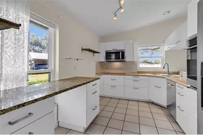 1700 Curry Trail #35, Nokomis, FL 34275 - Photo 5