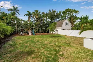 1642 Arlington St, Sarasota, FL 34239 - Photo 67