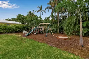 1642 Arlington St, Sarasota, FL 34239 - Photo 65