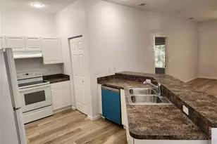 1406 Winding Oak Dr, Port Charlotte, FL 33948 - Photo 9