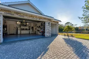 6410 Butlers Crest Dr, Bradenton, FL 34203 - Photo 55