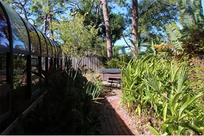 2181 Pine Gardens Trail, Sarasota, FL 34231 - Photo 25