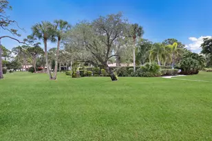 339 Barcelona Dr, Bradenton, FL 34210 - Photo 17