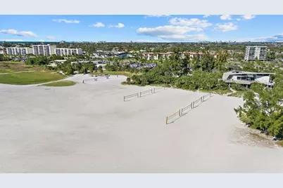 5045 Oxford Drive, Sarasota, FL 34242 - Photo 89