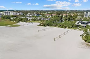 5045 Oxford Dr, Sarasota, FL 34242 - Photo 89