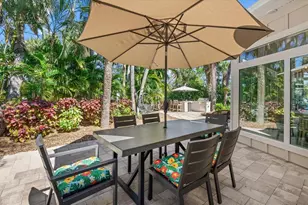 5045 Oxford Dr, Sarasota, FL 34242 - Photo 63