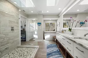 5045 Oxford Dr, Sarasota, FL 34242 - Photo 33