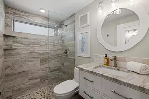 5045 Oxford Dr, Sarasota, FL 34242 - Photo 47