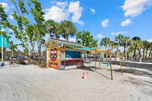 5045 Oxford Dr, Sarasota, FL 34242 - Photo 87