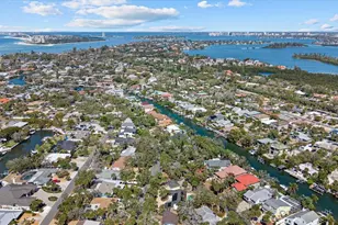 5045 Oxford Dr, Sarasota, FL 34242 - Photo 71