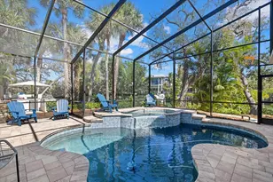 5045 Oxford Dr, Sarasota, FL 34242 - Photo 11