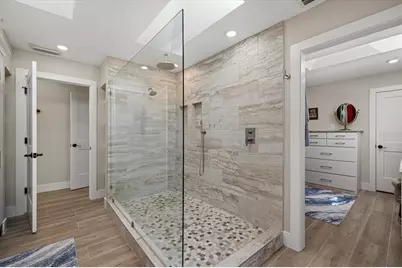 5045 Oxford Drive, Sarasota, FL 34242 - Photo 45