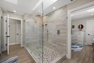 5045 Oxford Dr, Sarasota, FL 34242 - Photo 45