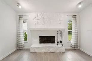 5385 Dominica Cir, Sarasota, FL 34233 - Photo 7