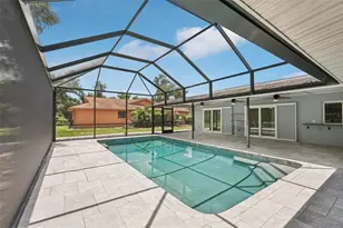 5385 Dominica Cir, Sarasota, FL 34233 - Photo 15