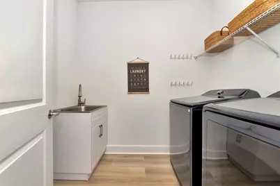 8516 Golden Dawn Court, Sarasota, FL 34241 - Photo 33