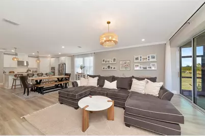 8516 Golden Dawn Court, Sarasota, FL 34241 - Photo 7