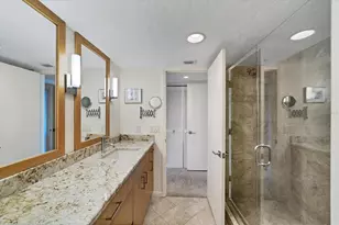 988 Boulevard of the Arts, Sarasota, FL 34236 - Photo 15