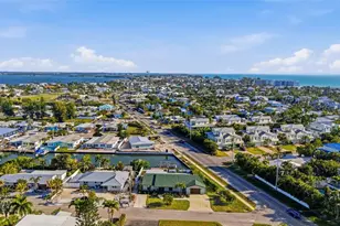 501 65th St, Holmes Beach, FL 34217 - Photo 61